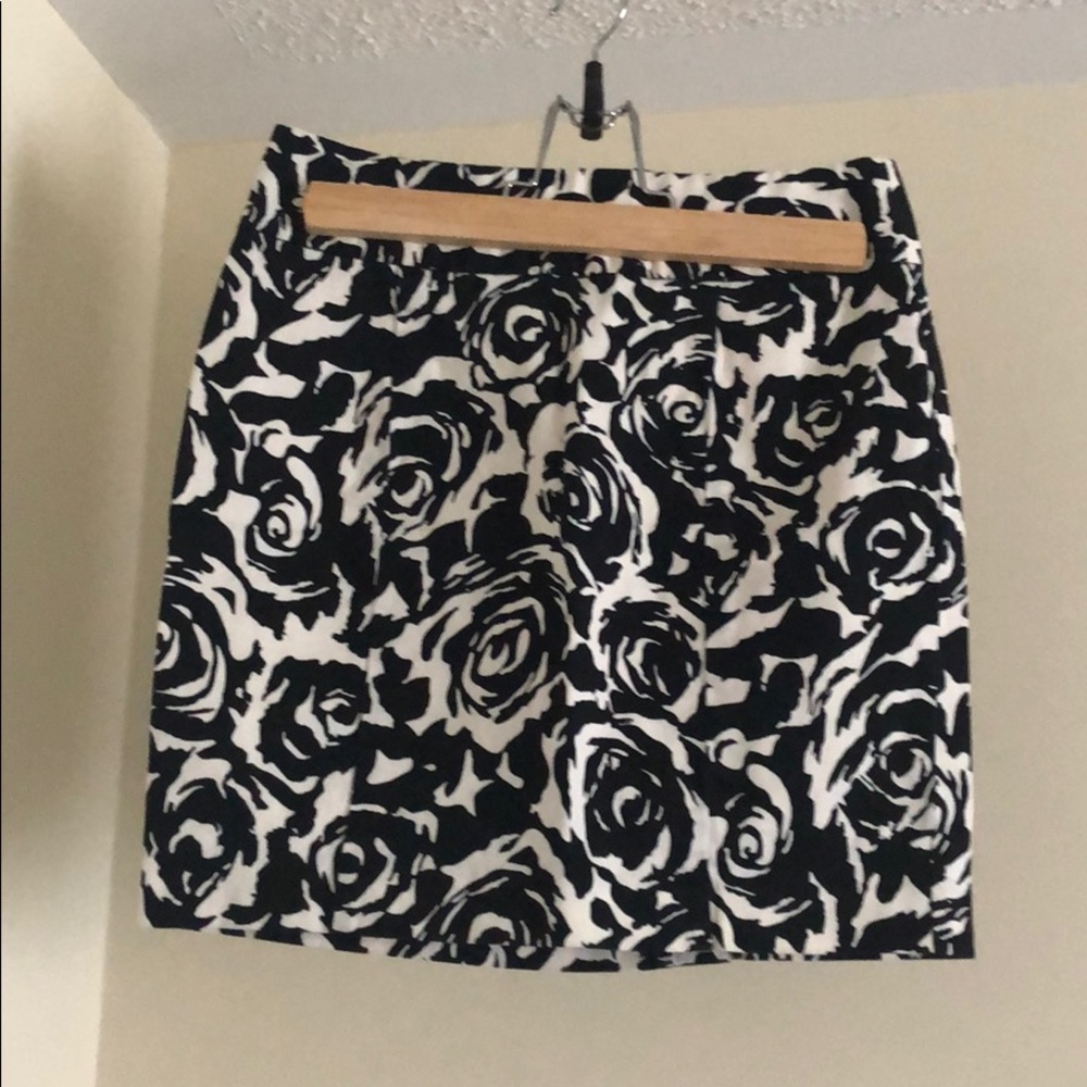 Black and White Floral Print Mini Skirt